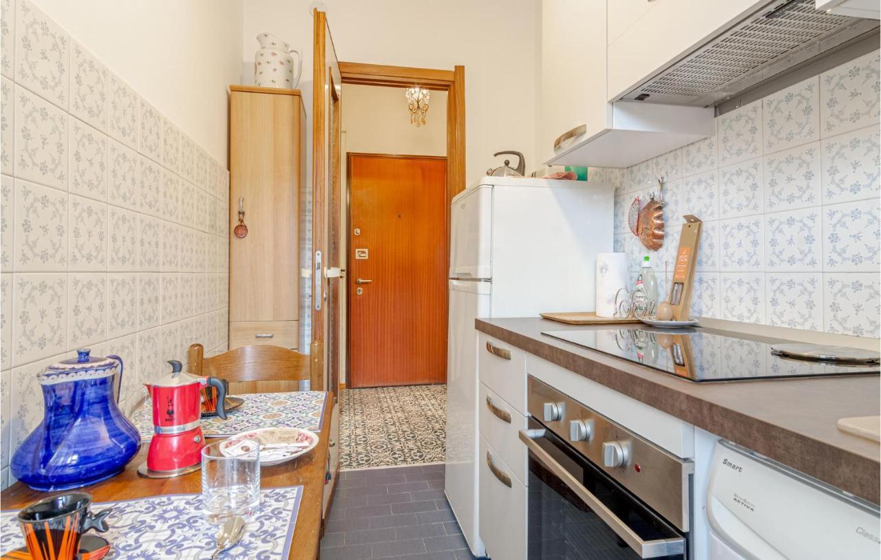 1 Bedroom Lovely Apartment In Rapallo Kültér fotó