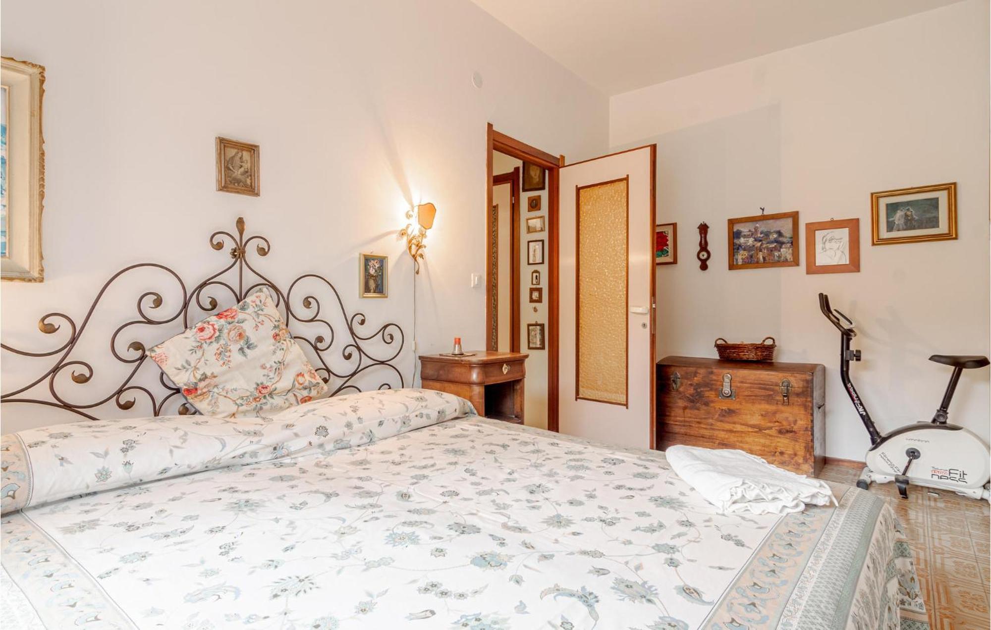 1 Bedroom Lovely Apartment In Rapallo Kültér fotó